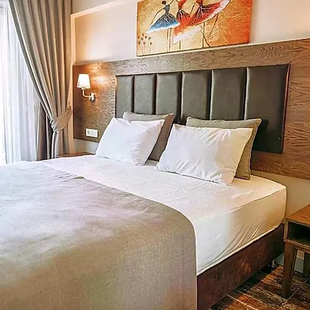 فندق Venezia Alacati 5*